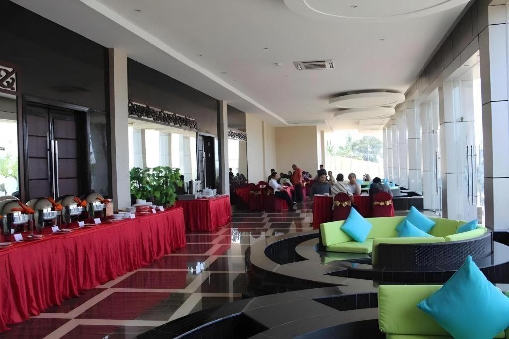 The Belagri Hotel And Convention Sorong Zewnętrze zdjęcie